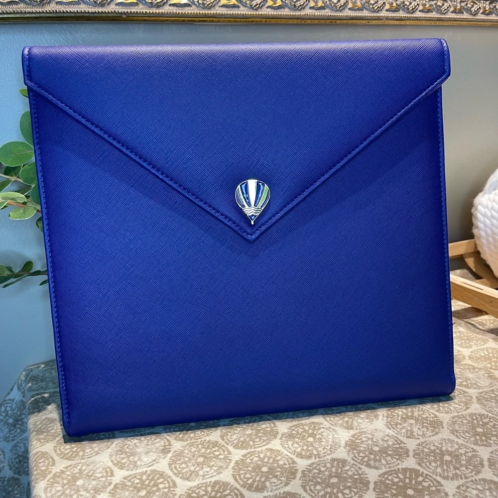 Vegan Leather Travel Envelope Techfolio NEW-Be Rooted - Picture 1 of 9